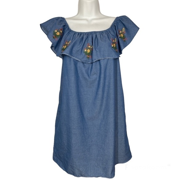 Everly Dresses & Skirts - Everly embroidered off shoulder chambray dress size small